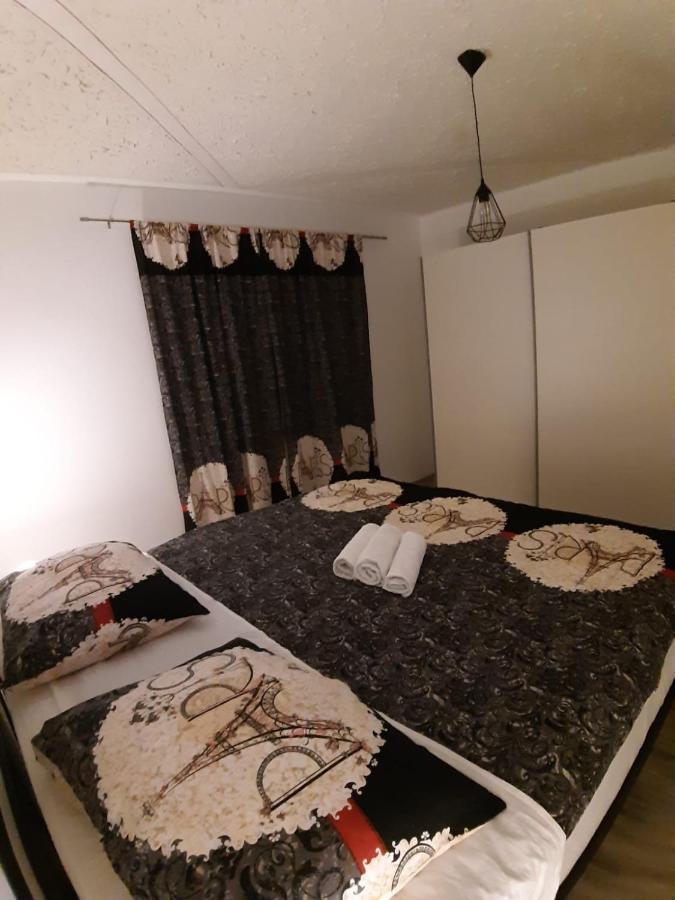 Holiday House Ivan Donji Zemunik Exterior foto