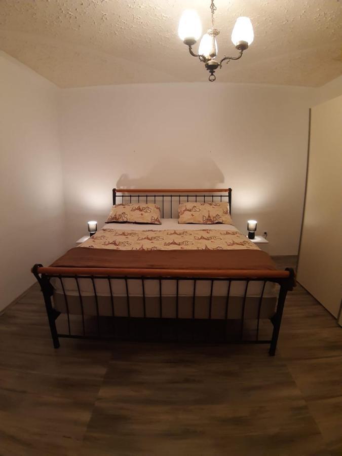 Holiday House Ivan Donji Zemunik Exterior foto